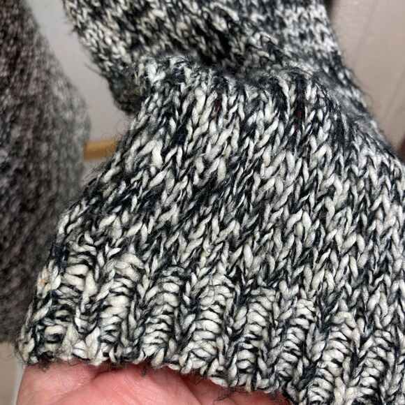 Volcom NWOT long open sweater cardigan - Picture 3 of 8